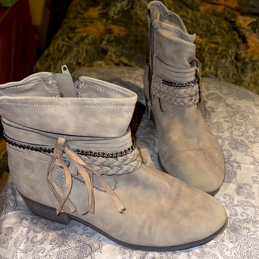 Womens booties